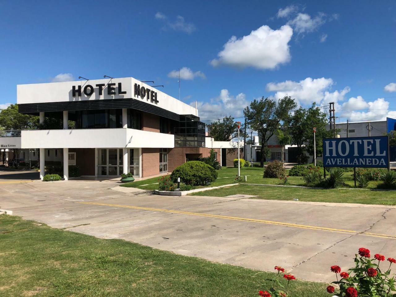 Hotel Avellaneda Avellaneda  Kültér fotó