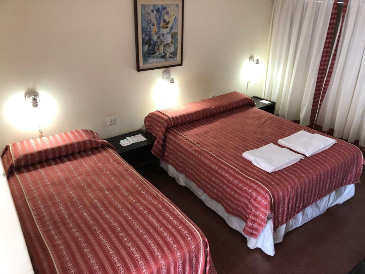 Hotel Avellaneda Avellaneda  Kültér fotó